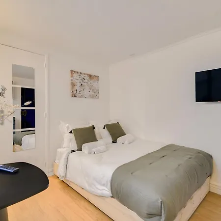 Apartament Cozy Parisian Paryż